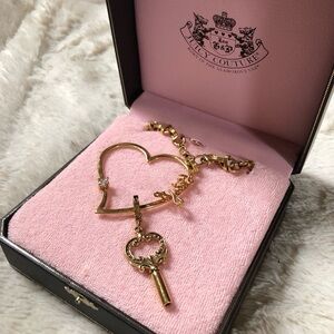 Juicy Couture Long Gold Heart/Key Pendant Necklace‎